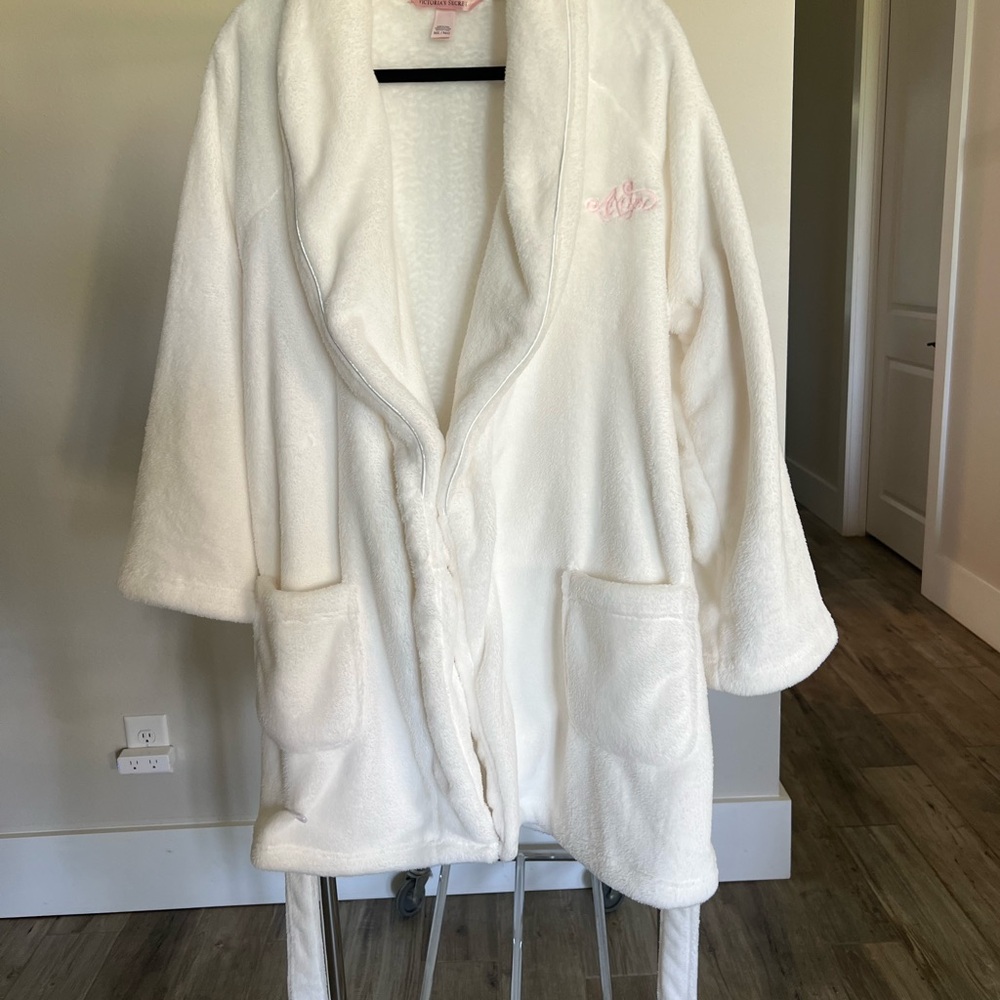 Victoria's Secret White Plush Robe